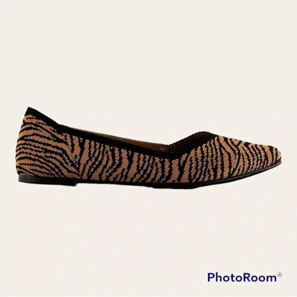 MIA Kerri Zebra Slip-On Shoe Size 6.5 statement animal trend - Picture 2 of 7